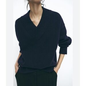 ZARA V Neck Ribbed Knit Sweater Dark Navy Blue Size M